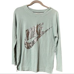 Nike Long Sleeve Pullover